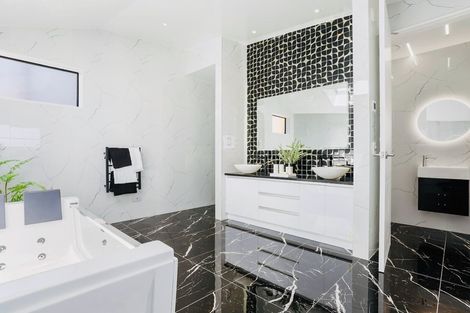 Photo of property in 31 Dunvegan Rise, East Tamaki Heights, Auckland, 2016