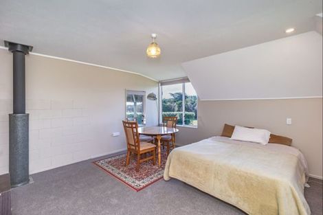 Photo of property in 146 Lindsay Road, Levin, 5510