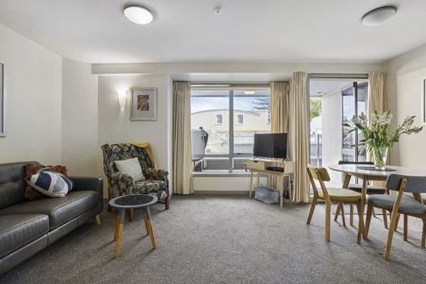 Photo of property in Anchorage Apartments, 211/36 Victoria Road, Mount Maunganui, 3116