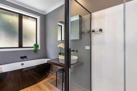 Photo of property in 13 Sparrowhawk Way, Kinloch, Taupo, 3377