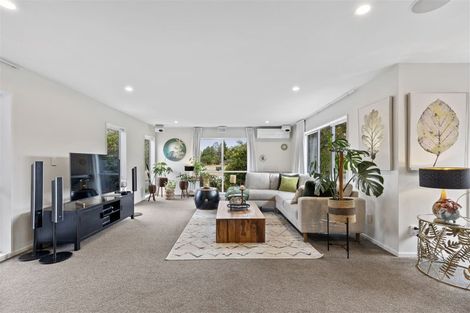 Photo of property in 8 Thornlea Place, Halswell, Christchurch, 8025