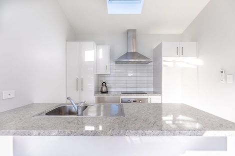 Photo of property in 41b Collins Avenue, Tawa, Wellington, 5028