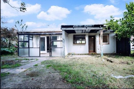 Photo of property in 24 Robert Burke Place, Henderson, Auckland, 0612