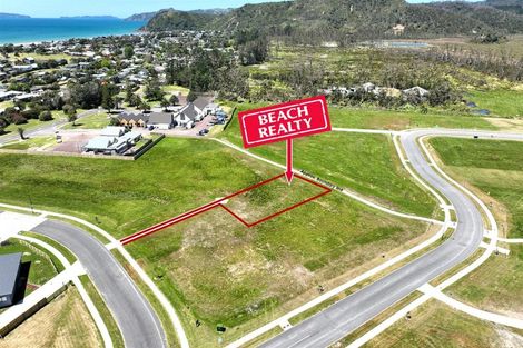 Photo of property in 11 Motutere Drive, Matarangi, 3592