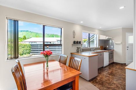 Photo of property in 15 Kanawa Street, Waikanae, 5036
