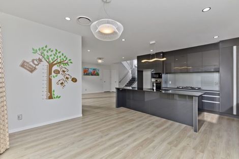 Photo of property in 208 Wainui Road, Silverdale, 0932