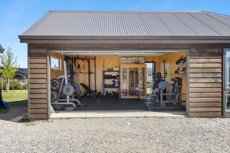 Photo of property in 27 Dingle Street, Lake Hawea, Wanaka, 9382