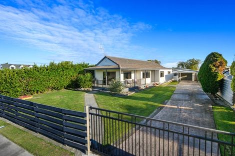 Photo of property in 6 Willowstream Grove, Cloverlea, Palmerston North, 4412