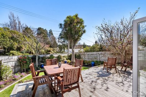 Photo of property in 28 Manuka Street, Stokes Valley, Lower Hutt, 5019