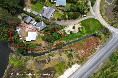 Photo of property in 1 Peace Street, Taieri Beach, Taieri Mouth, 9091