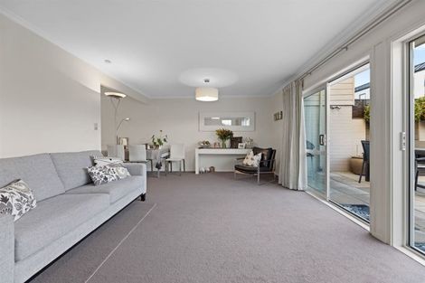 Photo of property in 3/71 Office Road, Merivale, Christchurch, 8014