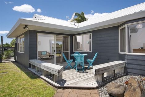 Photo of property in 36 Kane Road, Papamoa Beach, Papamoa, 3118