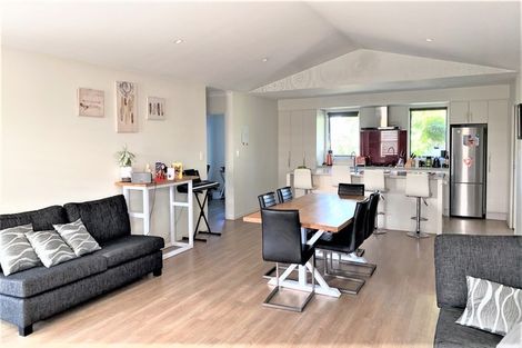 Photo of property in 27 Hebe Crescent, Papamoa Beach, Papamoa, 3118