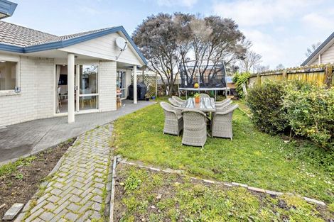 Photo of property in 2 Robina Court, Burswood, Auckland, 2013