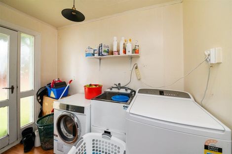 Photo of property in 14 Hunia Street, Marton, 4710