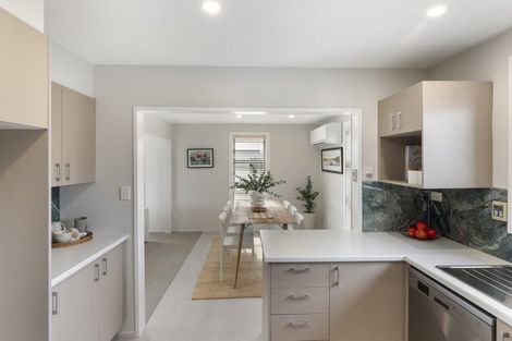 Photo of property in 17b Kruse Place, Redwood, Christchurch, 8051