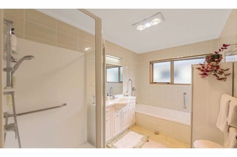 Photo of property in 47 Red Hibiscus Road, Stanmore Bay, Whangaparaoa, 0932