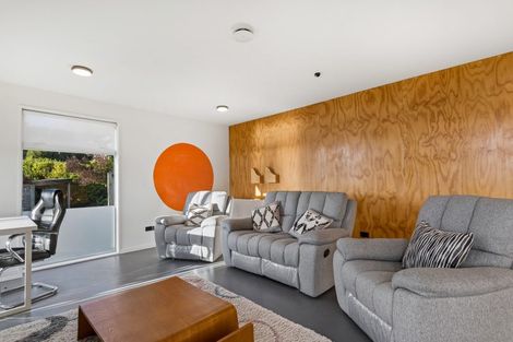 Photo of property in 10 Euan Sarginson Place, Diamond Harbour, Lyttelton, 8971