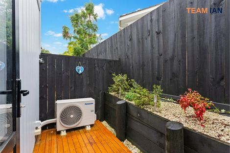 Photo of property in 19c Farwood Drive, Henderson, Auckland, 0612