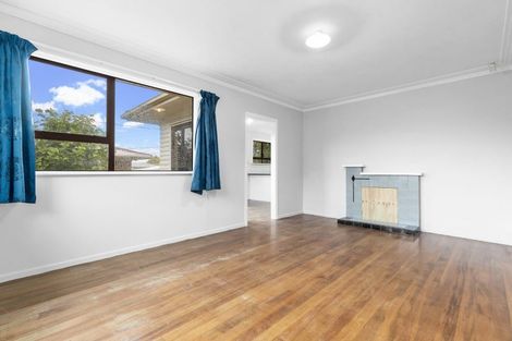 Photo of property in 6 Coles Place, Manurewa, Auckland, 2102