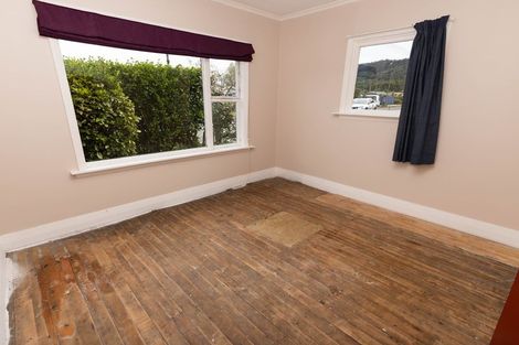 Photo of property in 10 Mills Street, Runanga, 7803