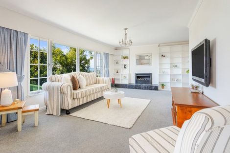 Photo of property in 24 Salem Place, Torbay, Auckland, 0630