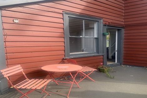 Photo of property in 40 Cranmer Square, Christchurch Central, Christchurch, 8013