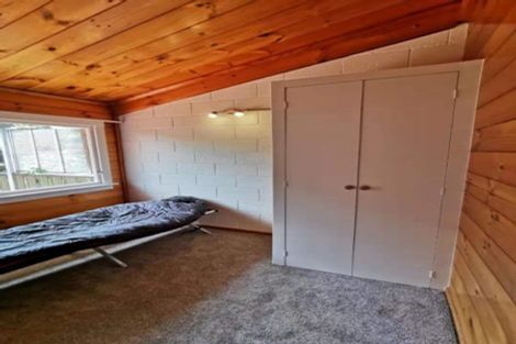 Photo of property in 2/15 Selwyn Crescent, Forrest Hill, Auckland, 0620