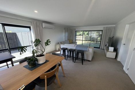 Photo of property in 111 Banks Street, Marfell, New Plymouth, 4310