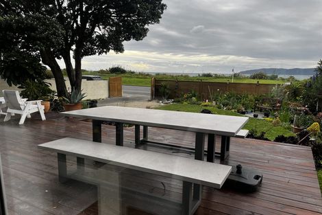 Photo of property in 55 Marine Parade, Paraparaumu Beach, Paraparaumu, 5032