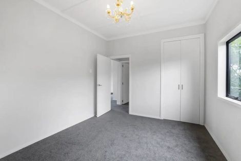 Photo of property in 5 Waiari Road, Conifer Grove, Takanini, 2112