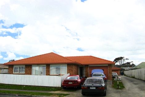 Photo of property in 1/53 Robert Skelton Place, Clendon Park, Auckland, 2103