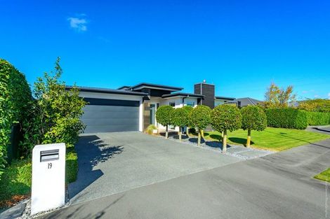 Photo of property in 19 Old Red Barn Road, Halswell, Christchurch, 8025