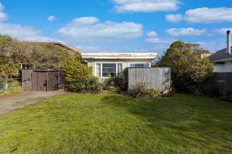 Photo of property in 347 Marine Parade, New Brighton, Christchurch, 8061