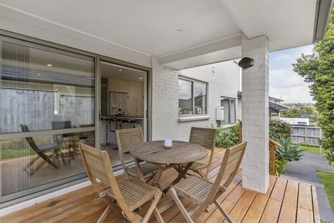 Photo of property in 30 Bellagio Way, Flat Bush, Auckland, 2019