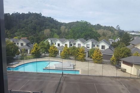 Photo of property in 32/11 The Avenue, Albany, Auckland, 0632