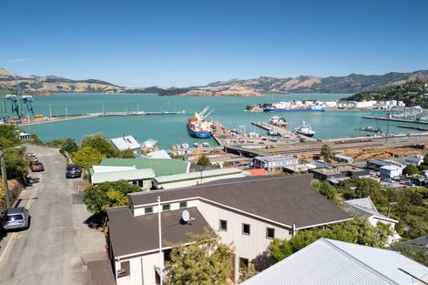 Photo of property in 59 Reserve Terrace, Lyttelton, 8082