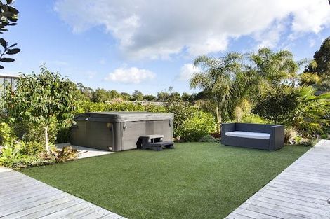 Photo of property in 20b Cambridge Road, Riverhead, 0820