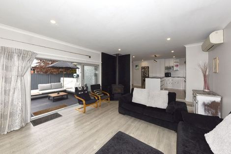 Photo of property in 32 Wingate Street, Redwood, Christchurch, 8051