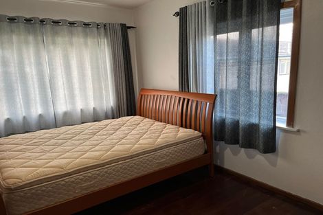 Photo of property in 129 Golf Road, Titirangi, Auckland, 0600