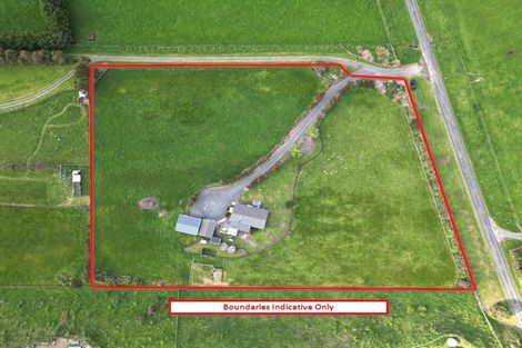 Photo of property in 125 Hickford Road, Foxton, 4893