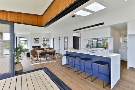 Photo of property in 20 Ridge Drive, Omokoroa, 3114