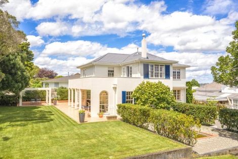 Photo of property in 108 Great North Road, Saint Johns Hill, Whanganui, 4500