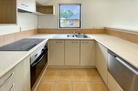 Photo of property in 2/346 The Parade, Island Bay, Wellington, 6023