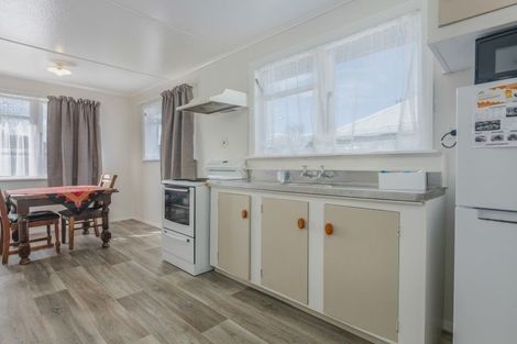 Photo of property in 106 Vogel Street, Woodville, 4920