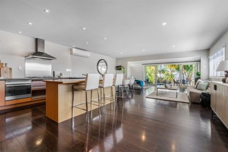 Photo of property in 173 Vauxhall Road, Narrow Neck, Auckland, 0624