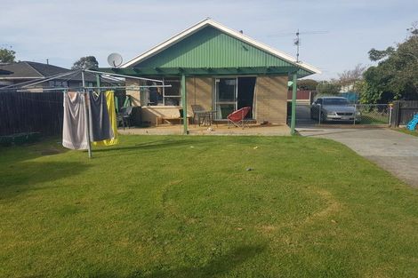 Photo of property in 6 Queenspark Drive, Parklands, Christchurch, 8083