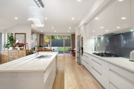 Photo of property in 7 Bridget Court, Red Beach, 0932