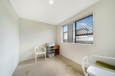Photo of property in 1/1 Wattle Street, New Lynn, Auckland, 0600