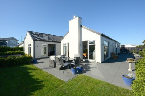 Photo of property in 49 Hamill Road, Halswell, Christchurch, 8025